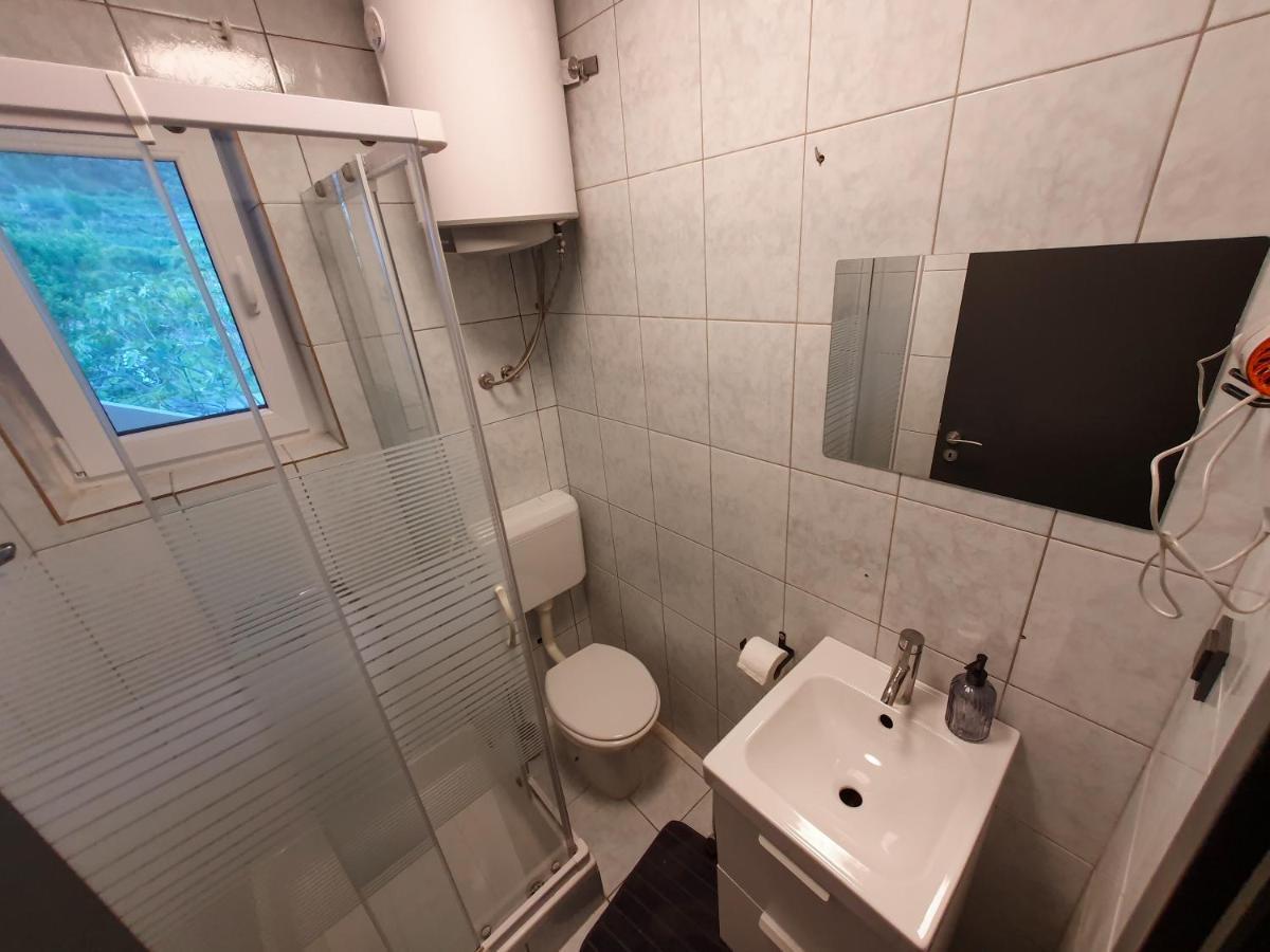 Apartments Mira Башка Екстер'єр фото