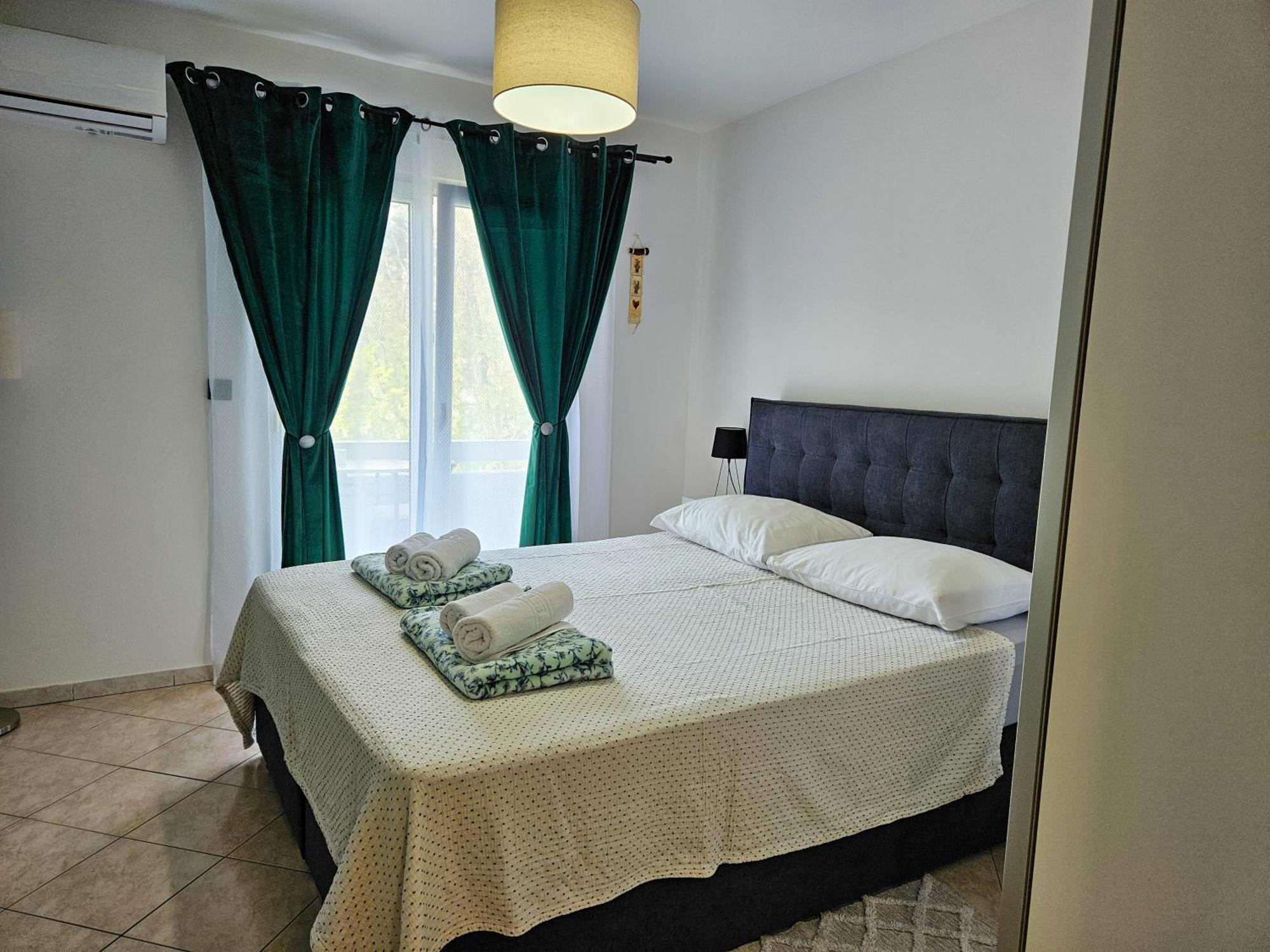 Apartments Mira Башка Екстер'єр фото